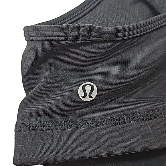 Lululemon Womens Sz 6 No Limits Tank Top Black Active Wear Built in Bra - Picture 4 of 8